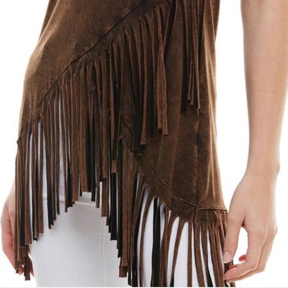 🔥🎉HP🎉Sleeveless Mineral Wash Fringe Tank Top - Picture 9 of 13